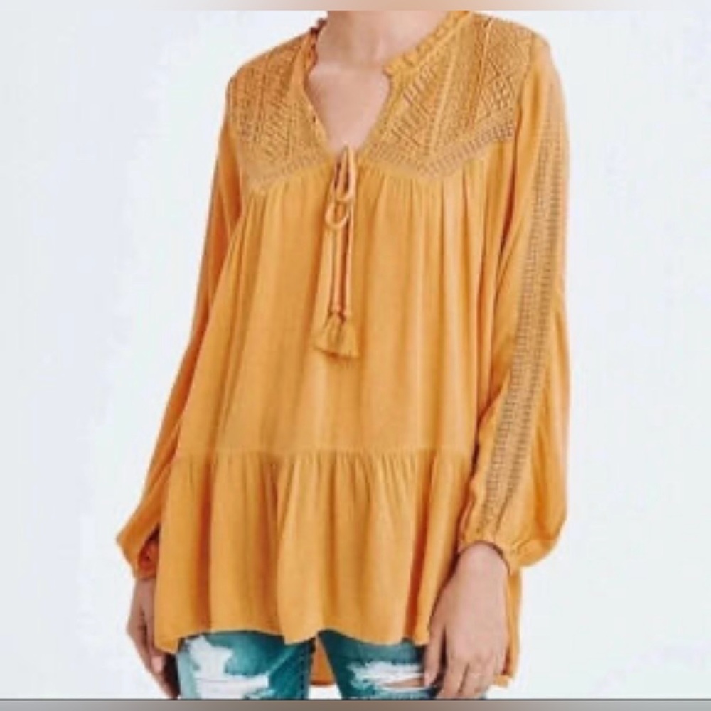 American Eagle Women's Mustard Yellow Boho Top M